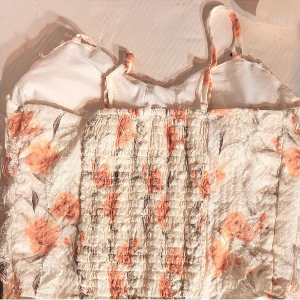Mutu Floral Spaghetti Strap top size small - Picture 6 of 8